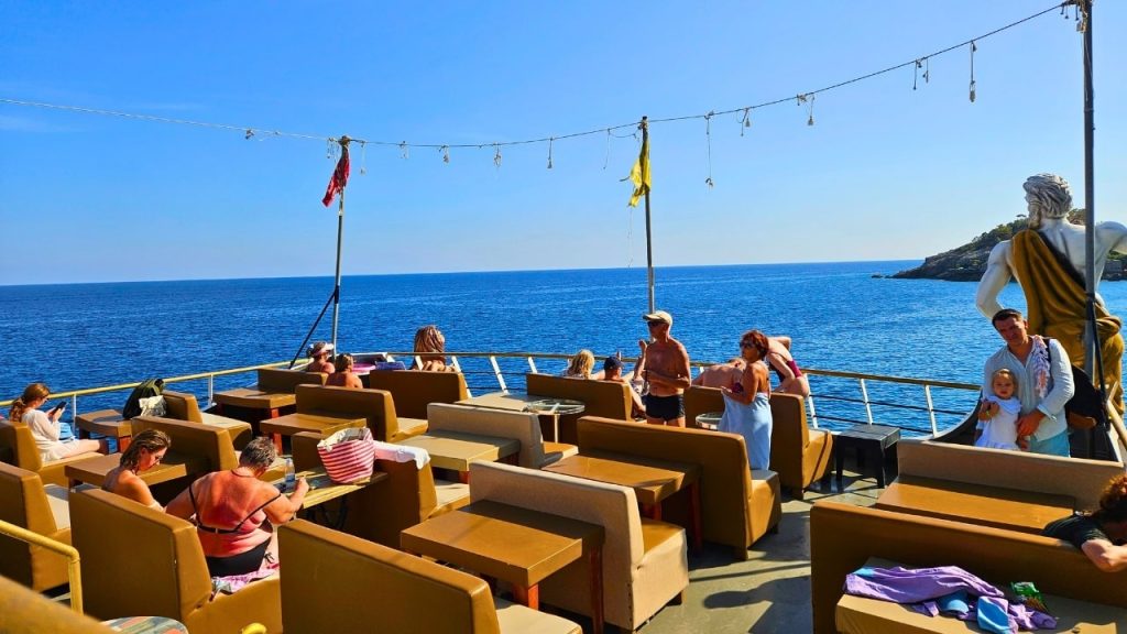 Kemer Mega Star Tekne Turu