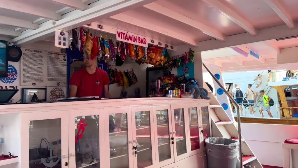 Kemer Dalış Turu Sualtı dinlenme molası