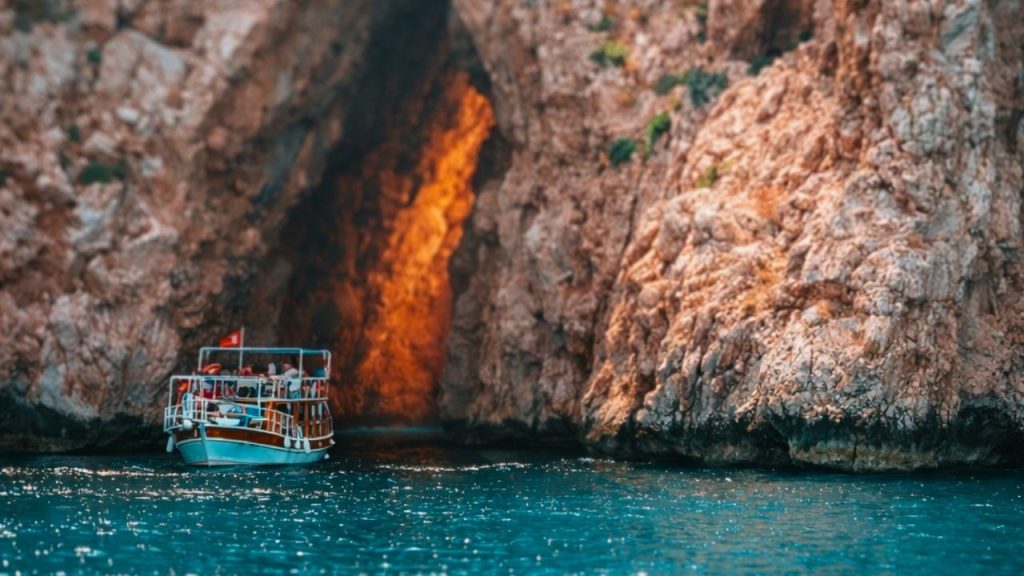Kemer Suluada Tekne Turu
