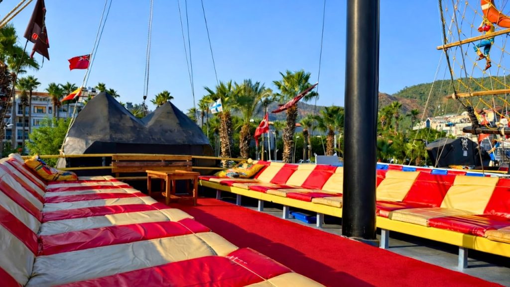 Marmaris Korsan Tekne Turu